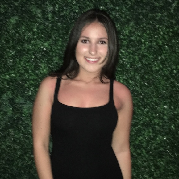 Meet your Posher, Elena