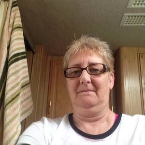 Meet your Posher, Denise