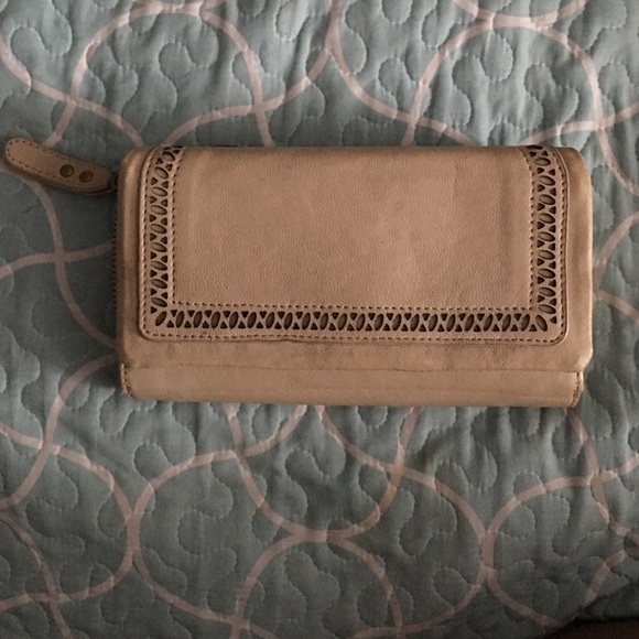 Lucky brand wallet