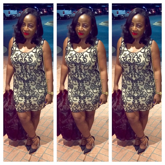 Bead-studded dress - Picture 2 of 2