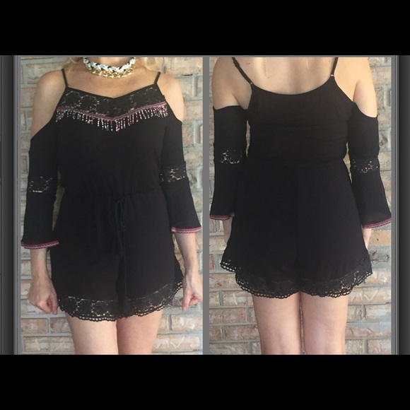 π«SOLDπ«Boho Cold ShoulderBeaded Romper sold - Picture 2 of 4