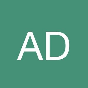 Meet your Posher, Adina