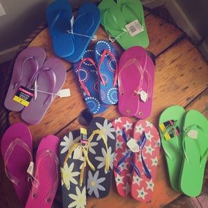Women's flip flop bundle