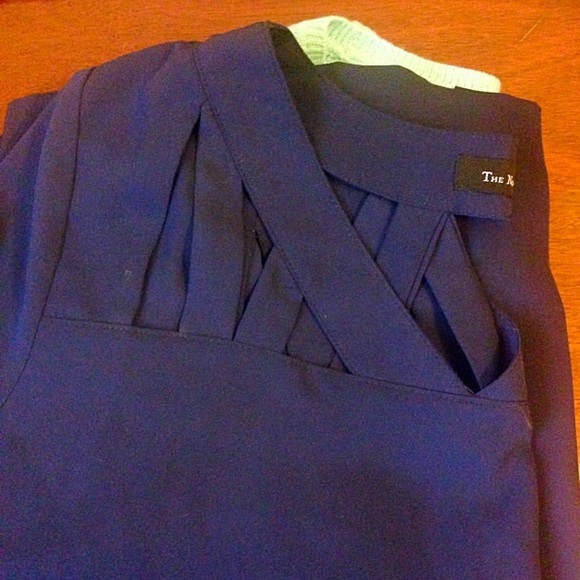 Navy blue blouse "the Neck Down" - Picture 3 of 3