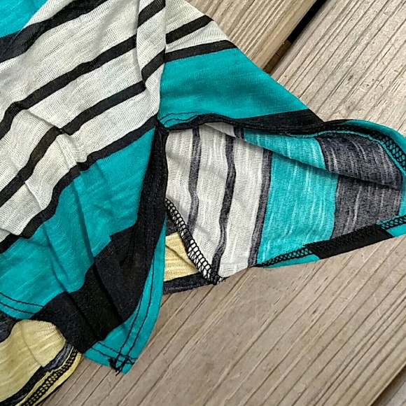 Mossimo Supply Co Tank - Picture 3 of 4