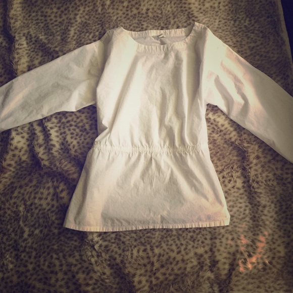 ️SOLD ❤️GAP Peplum Top