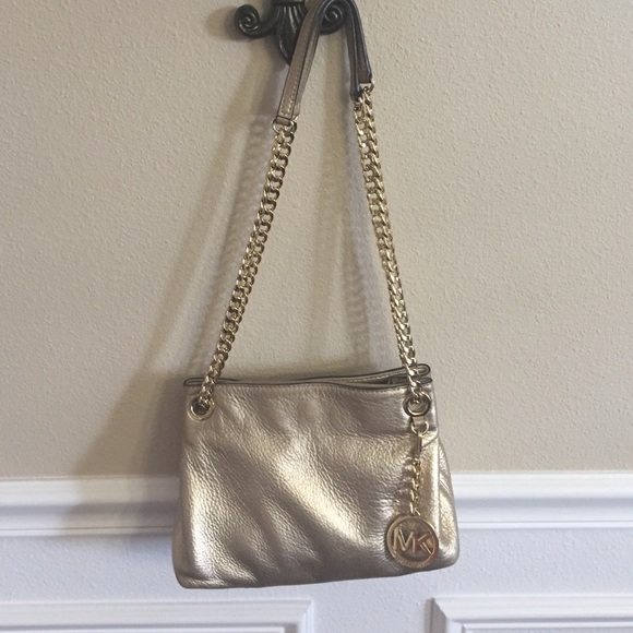 Michael Kors gold shoulder bag - Picture 1 of 4