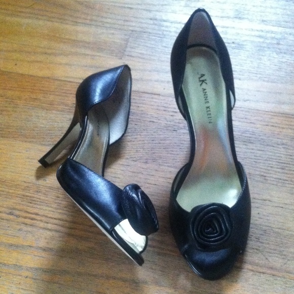 Final SALE! New! Anne Klein heels