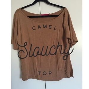 🎉NWOT🎉Camel Short Sleeve Slouchy Top
