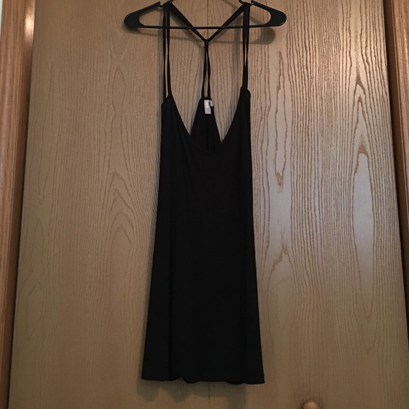 Cute black tank🌸