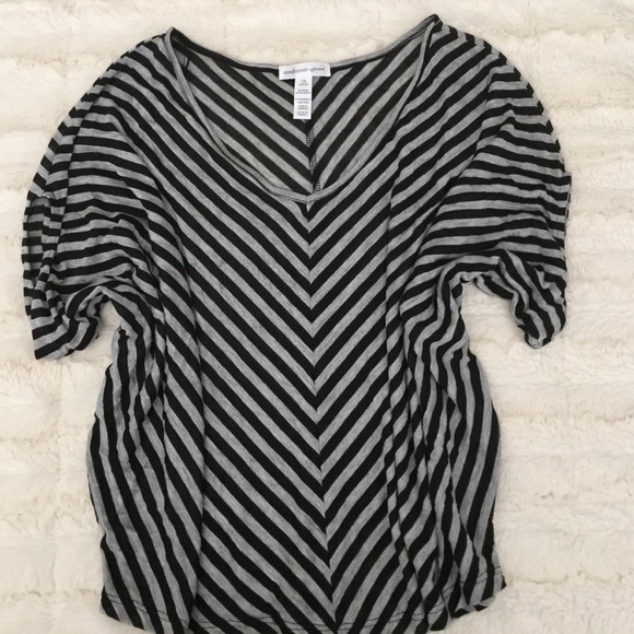 Cute dolman sleeve top!