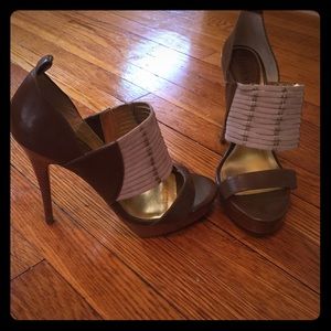 Charles by Charles David heel