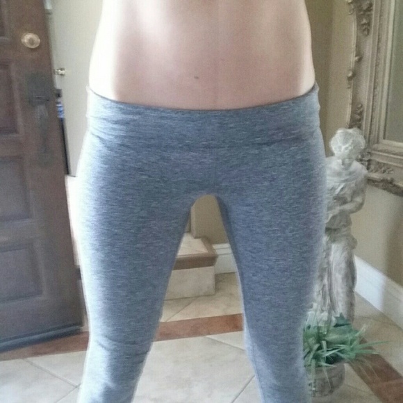 Bundle!! Gray legging and sports bra!!! - Picture 2 of 4