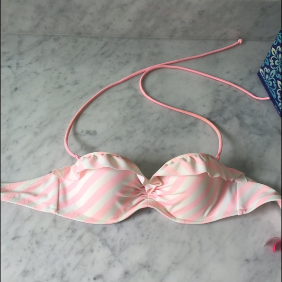 VS Push up bandeau and bottoms