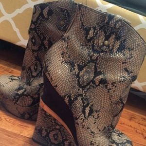 Python Bootie