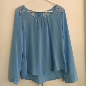 Mine Long Sleeve Light Blue Top W/ Detail on Back