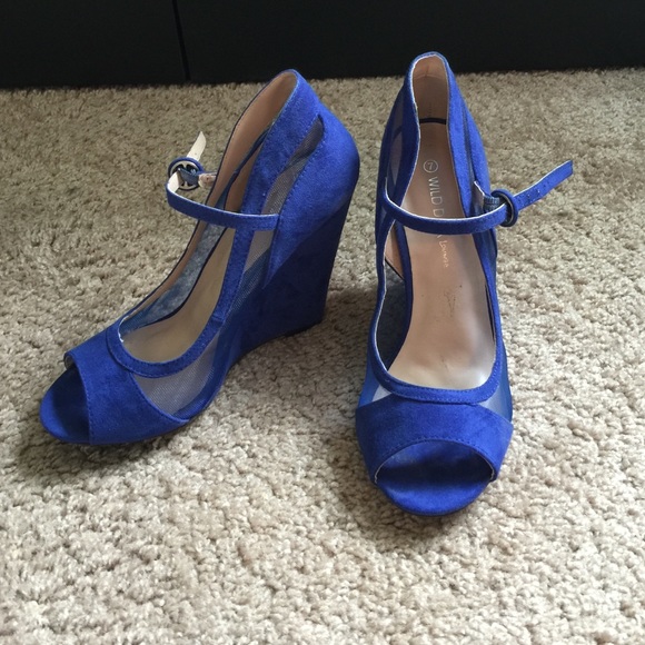 Blue wedges