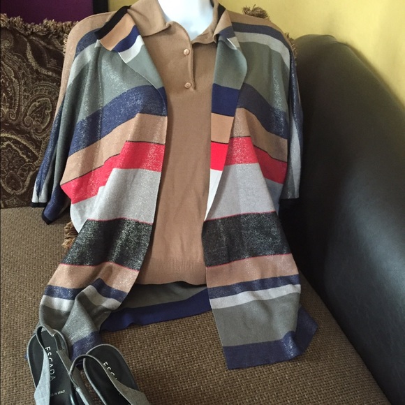 Escada - Picture 1 of 4