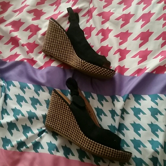 Fashion Bug brand slingback wedges sz 9