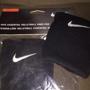 Volleyball knee pads