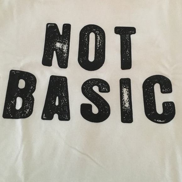 Target Tee- Not Basic size medium - Picture 2 of 3
