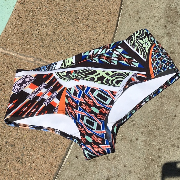 Clover canyon Swim new size small bottom