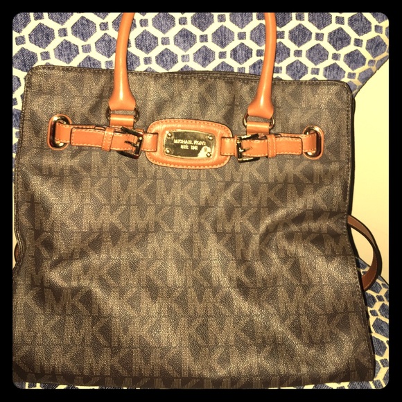 Michael Kors "North South Hamilton" bag - Picture 1 of 2