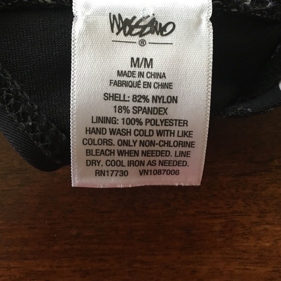 Beautiful Mossimo Bikini TopππππΌ - Picture 4 of 4