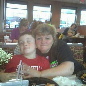 Meet your Posher, Ellie