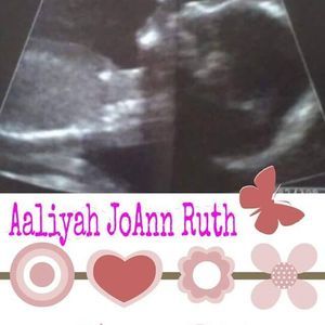 Meet your Posher, Elyssa