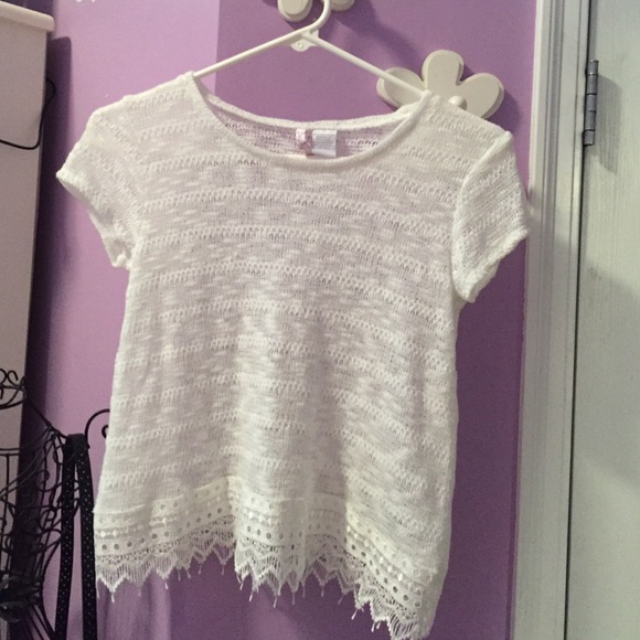 Youth large top. Worn as crop top for adult small