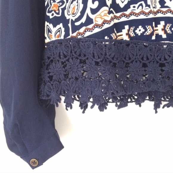 Tribal print blouse - Picture 2 of 4