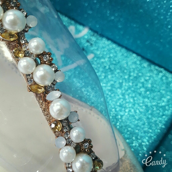 The SALE IS BACK! Betsey Johnson gold ARIA sandals - Picture 3 of 4