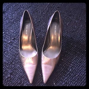 Pewter pumps!