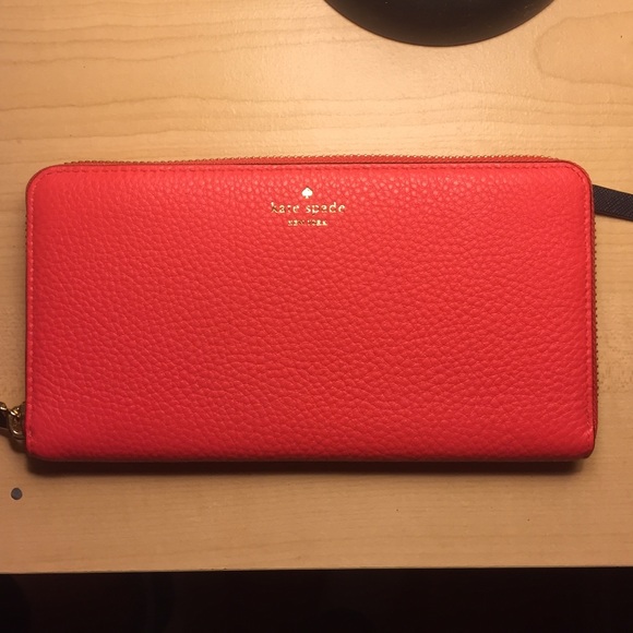 Kate spade Neda grey street wallet*sold* - Picture 2 of 4