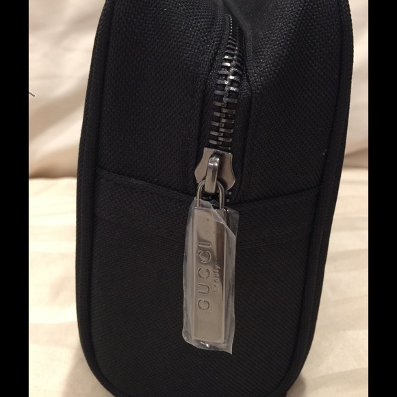 🆕🎉 GUCCI POUCH💄💋💅🏼🎉🎉 - Picture 3 of 4