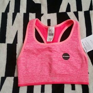 VS Reversible Seamless Sports Bra