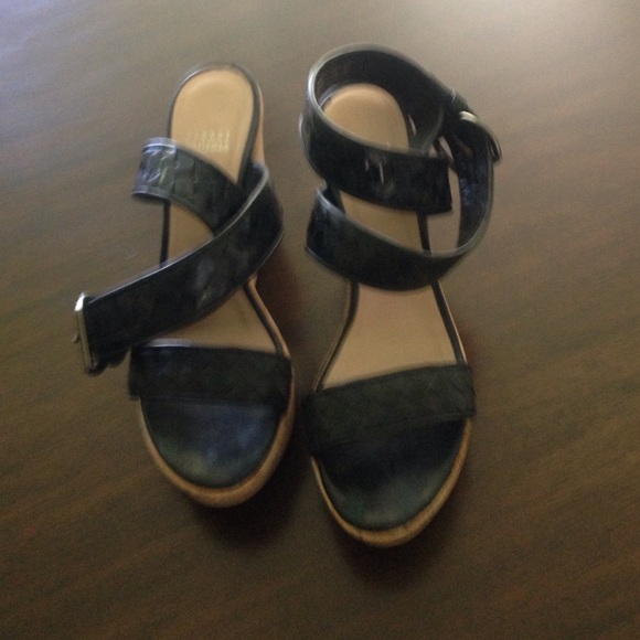 Blk wedges with cork bottom - Picture 1 of 2