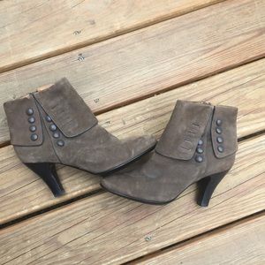 Sofft Brown Suede ZipUp Bootie