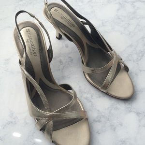 Naturalizer Shoes - Light gold heels Naturalizer Shoes - Light gold heels
