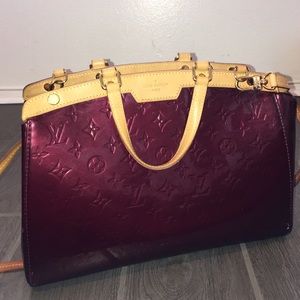 Purple Louis Vuitton bad / date code vI3191
