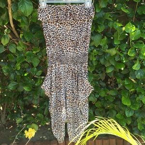 Flirty Leopard Print Strapless Romper w/ Pockets!