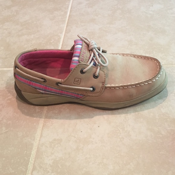 Sperry boat shoes