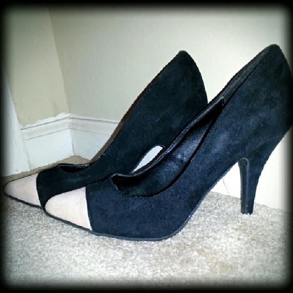 Suede Black and cream heels - Picture 2 of 2