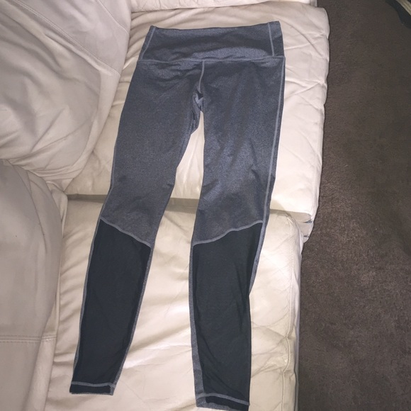 Heather gray leggings with mesh