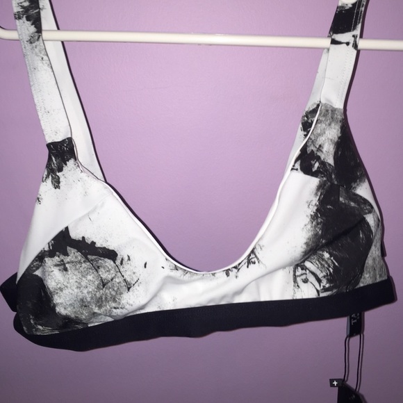 Black white & grey Tavik Swimwear top