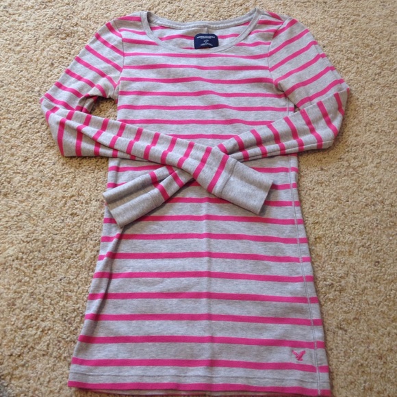 American Eagle LS T-shirt