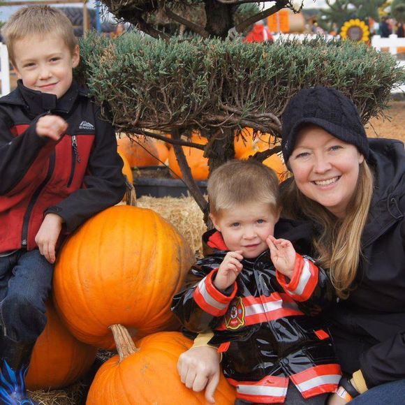 Meet your Posher, Tisha - Picture 1 of 1