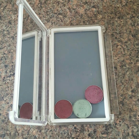 Unii magnetic palette