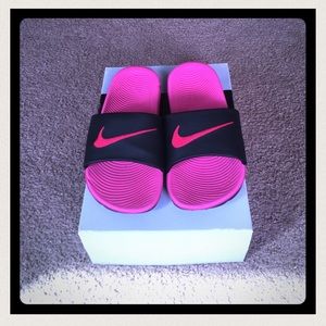 NEW Nike Kawa Slide W-8 Y-6